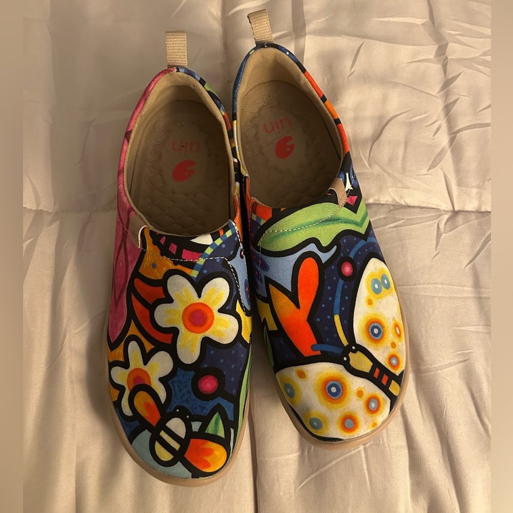 UIN Artistic Multicolor Slip-Ons - image 5